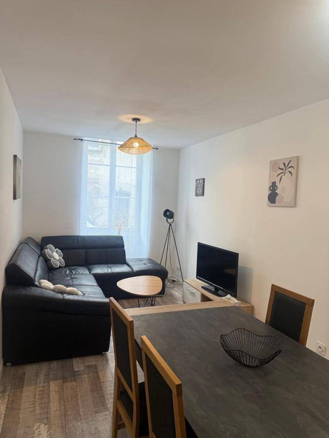 Gîte pour 2 personnes, avec jardin, animaux acceptés à Saint-Vaury