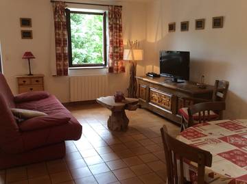 Gîte pour 2 personnes, avec jardin dans le Puy-de-Dôme