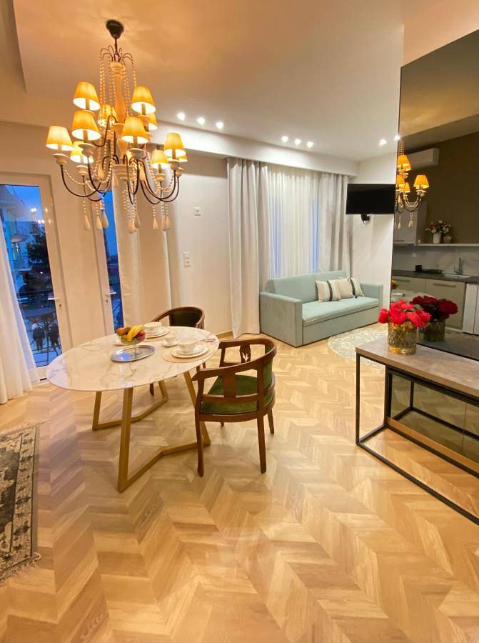 Gîte pour 4 personnes, avec Balcon ainsi que Terrasse et Vue à Serrès