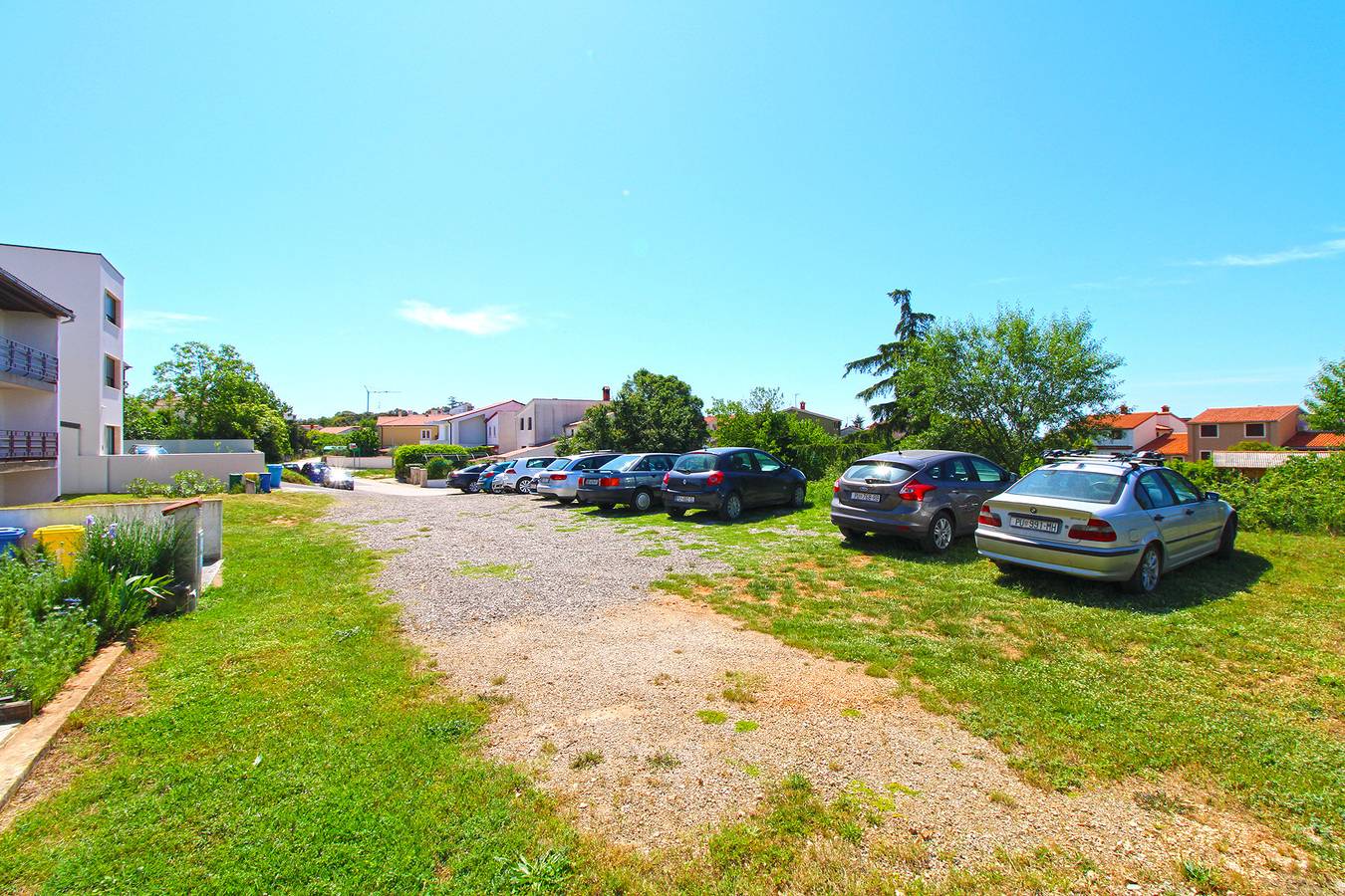 Ganze Wohnung, Ferienwohnung für 4 Personen mit Terrasse in Stinjan, Südküste Istrien