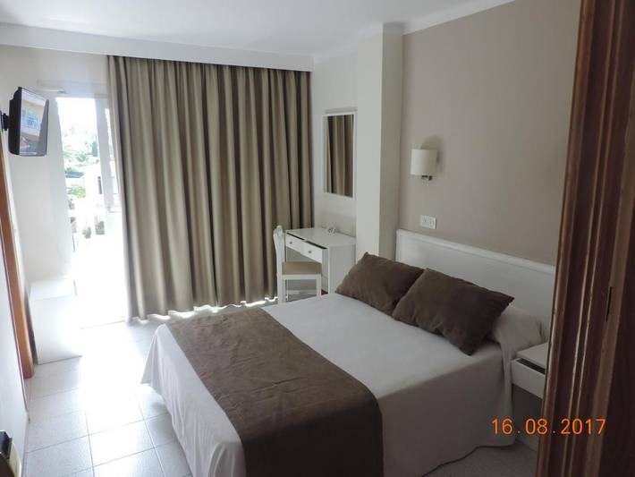 Ferienhaus für 2 Personen, mit Balkon und Terrasse in Peguera - 3