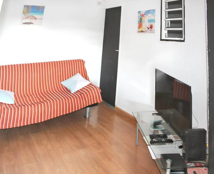 Location de vacances pour 6 personnes, avec terrasse dans Saint-Gilles les Bains - 3