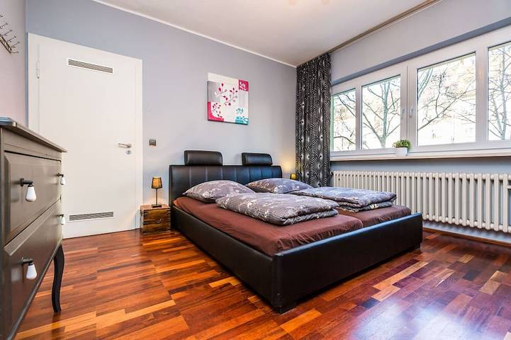 Ferienwohnung für 4 Personen, mit Balkon in Köln - 2