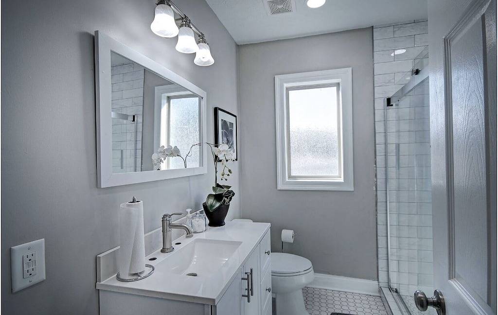 Fondren \"Upper Level Style, Comfort and Luxury in Jackson, Hinds County