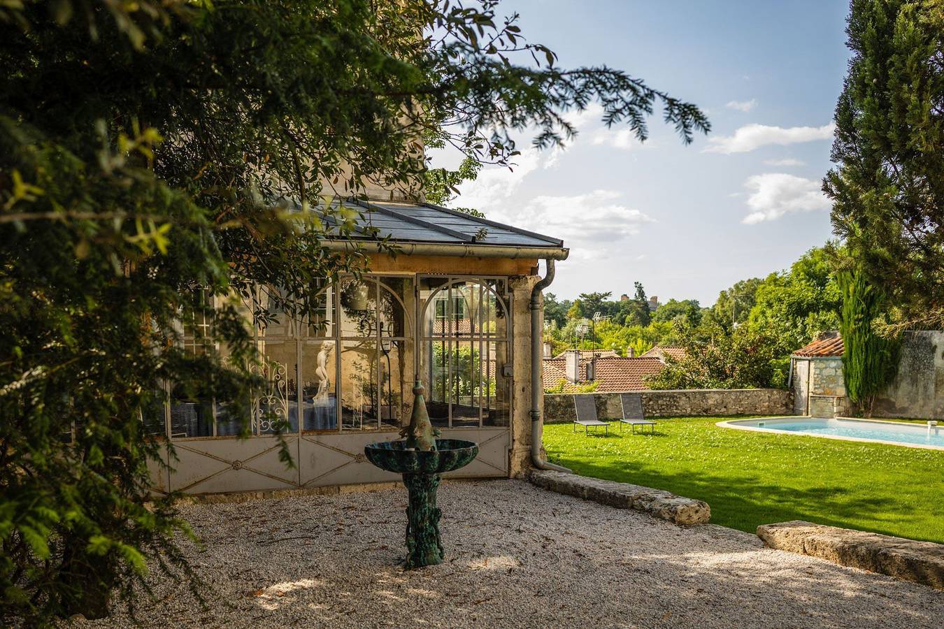 Maison Des Sculptures in Condom, Gers