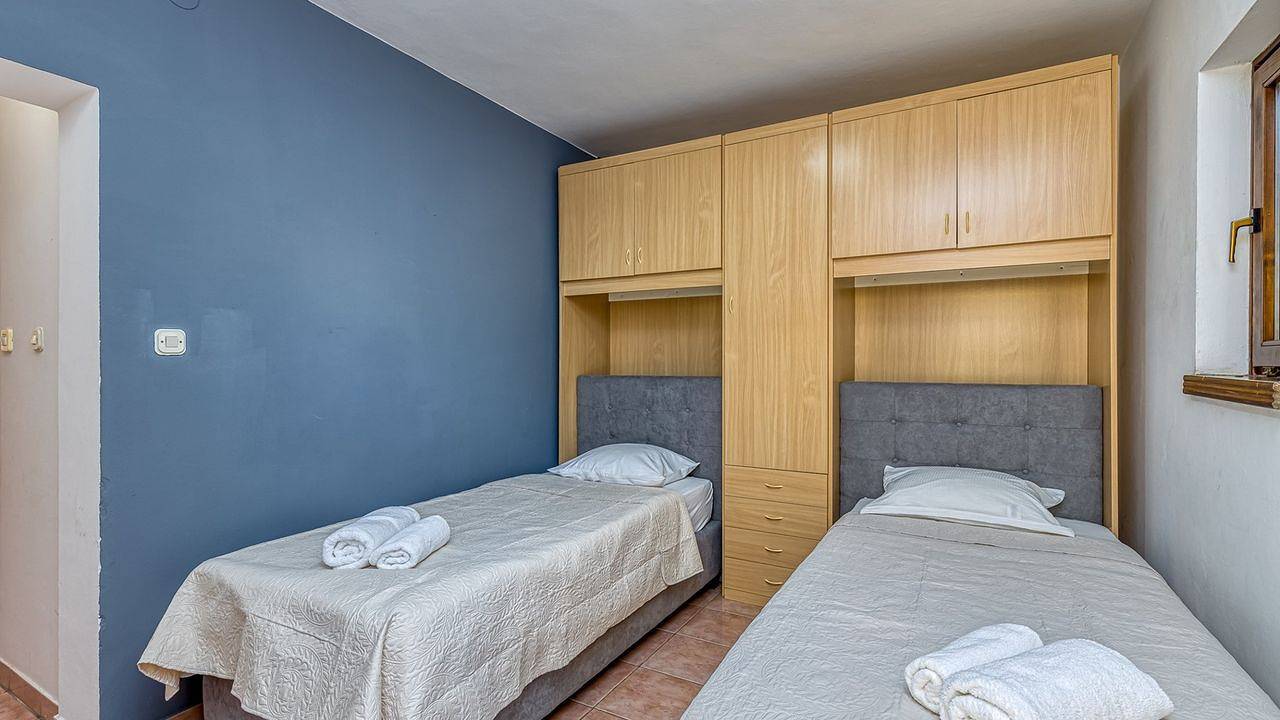 Ganze Ferienwohnung, Ferienwohnung für 5 Personen (45 m²) in Červar-porat in Cervar, Porec und Umgebung