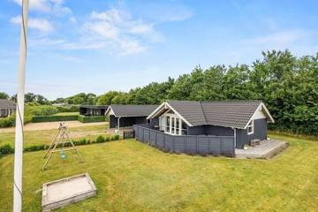 Ferienhaus für 4 Personen in Bork Havn