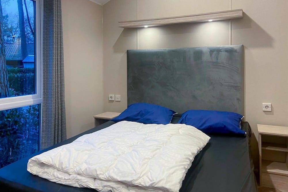 Toller (statischer) Wohnwagen in. in Harderwijk, Veluwe