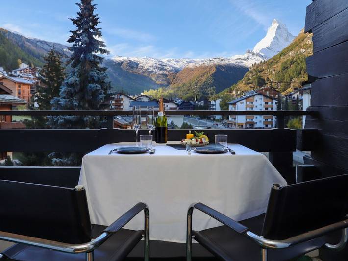Holiday rental for 2 people, with garden in Swiss Alps