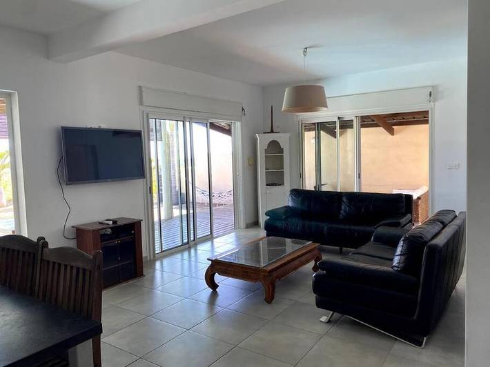 Villa pour 10 personnes, avec jardin et terrasse ainsi que piscine et vue - 1