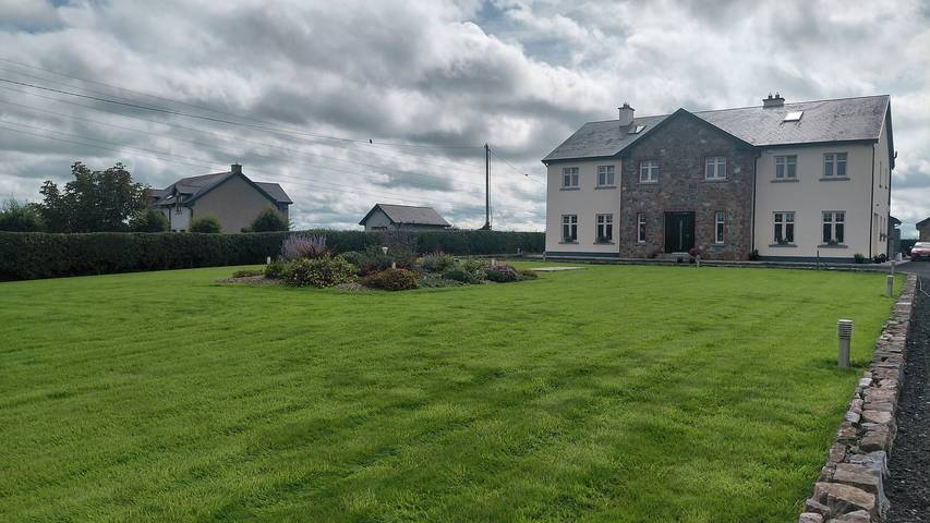 Vacation rental for 12 people in County Limerick