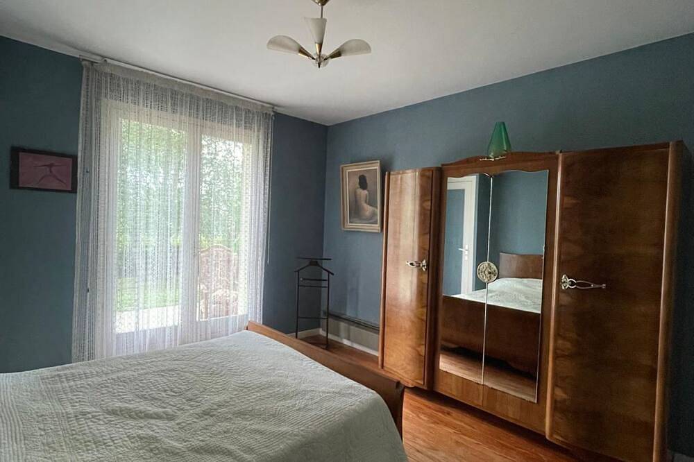 Charmante maison familiale avec piscine et jardin arboré dans les Landes in Gaillères, Landes