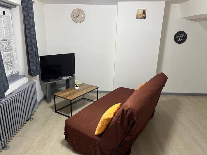 Gîte pour 3 personnes, avec Vue dans Neuville-Saint-Rémy