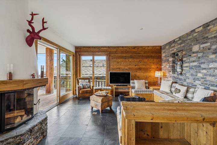 Gîte pour 8 personnes, avec balcon et balcon/terrasse à Mollens - 3