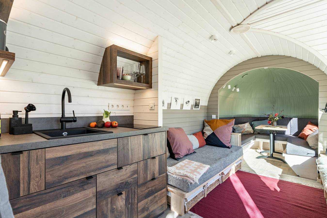 Ganze Ferienwohnung, Tiny Home 'Stall Und Sterne - Großer Wagen' mit privater Terrasse, Gemeinschaftsgarten und Wi-Fi in Hirschfeld (Sachsen), Chemnitz und Umgebung