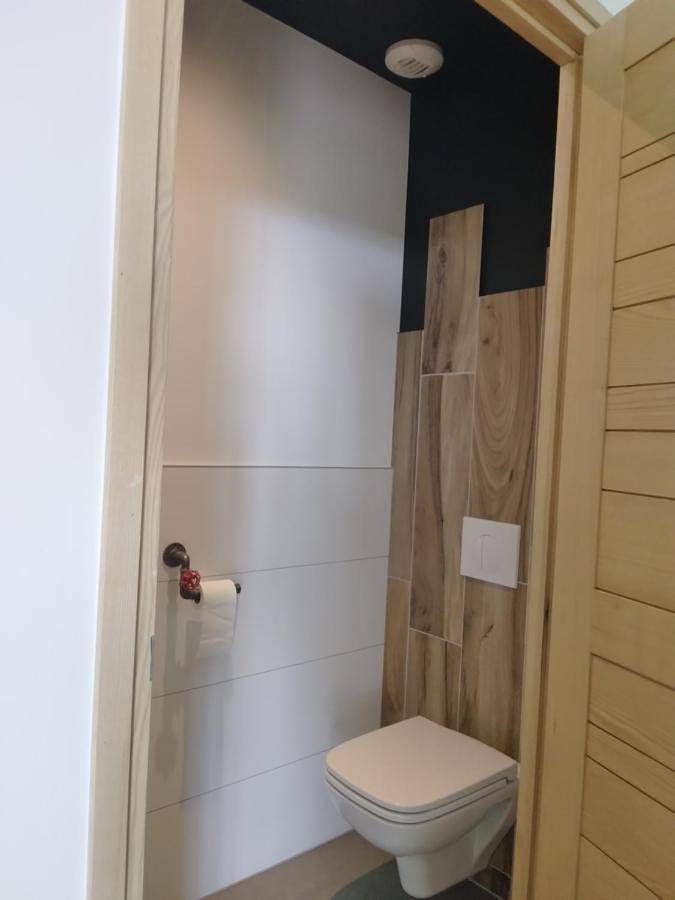 Cottage pour 4 personnes, avec vue et terrasse dans Sail-les-Bains