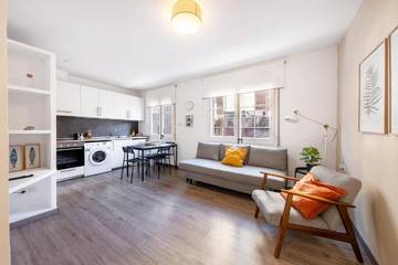 Ferienwohnung für 10 Personen, mit Seeblick, kinderfreundlich in Madrid