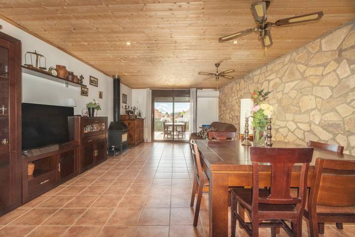 Ferienhaus 'El Petit Maialenc' mit Bergblick und Klimaanlage in Maials, Lleida Provinz