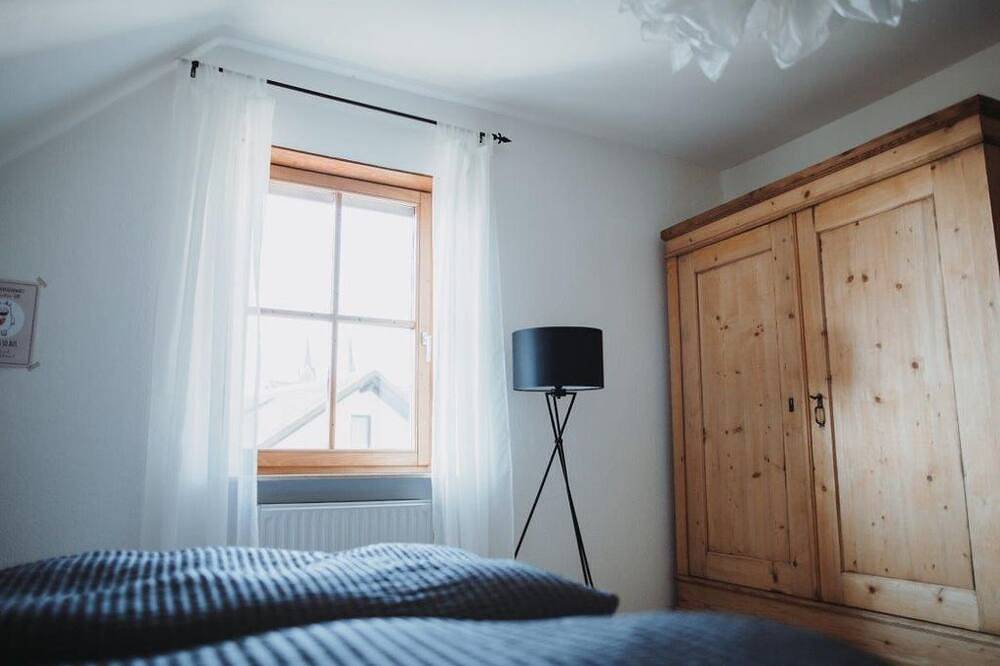 Double room, shower, Wc - Straußwirtschaft and Gästehaus Janson in Vendersheim, Rhinehesse region