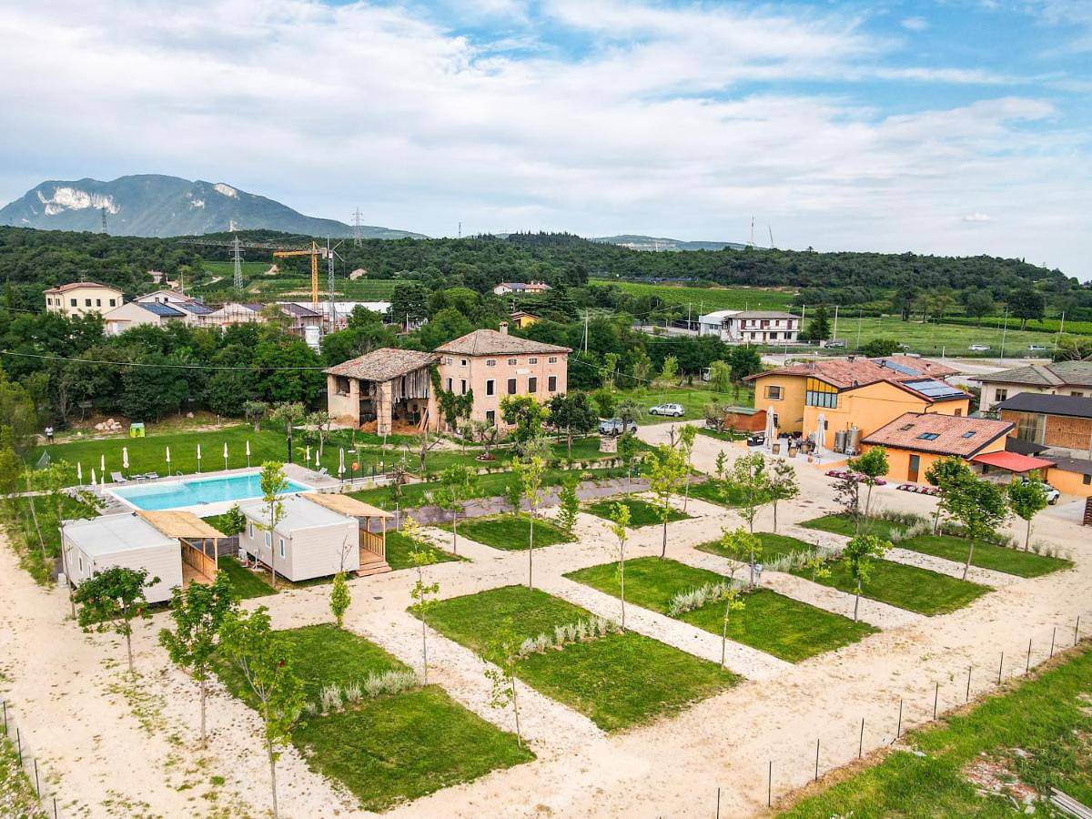 Agricampeggio Le Corniole in Costermano, Gardasee-Berge