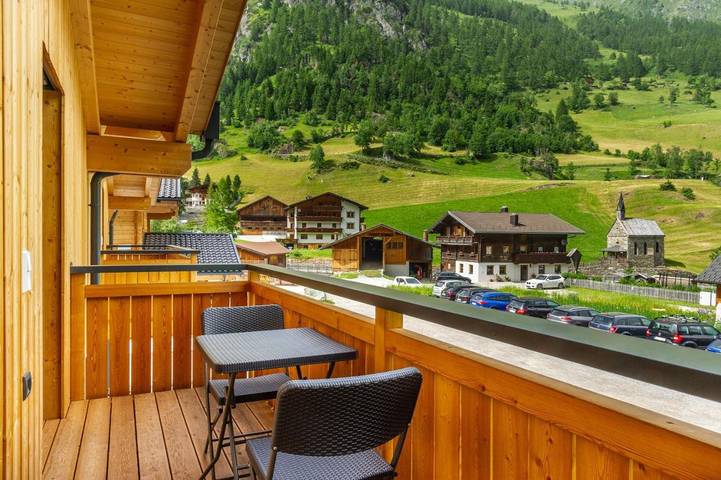 Ferienhaus für 5 Personen, mit Balkon und Terrasse sowie Ausblick in Prägraten am Großvenediger