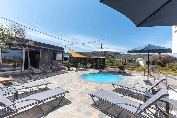 Location de vacances pour 4 personnes, avec Balcon et Terrasse ainsi que Jardin et Piscine dans Milatos Beach - 3