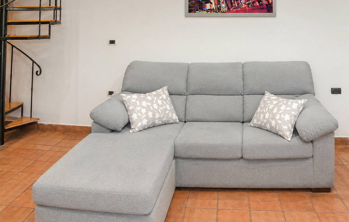 Acogedor apartamento de 2 dormitorios con piscina y terraza, a 200 m del centro de Arroyo Frío in Arroyo Frío, La Iruela