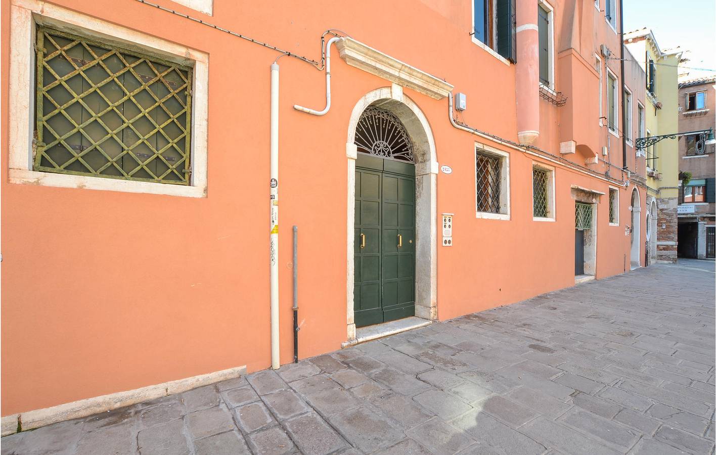 Ganze Ferienwohnung, Gemütliche Wohnung mit AC und kostenlosem Internet, in der Nähe von Zaza Club in Venedig, Venedig Provinz