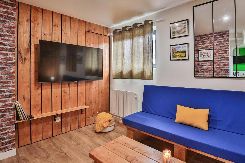Chalet Campagne Les Belles Ouvrières in Clermont-Créans, Sarthe