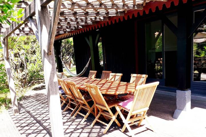 Villa pour 10 personnes, avec terrasse et jardin - 1