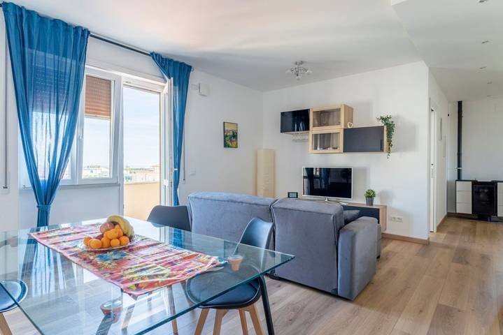Ferienwohnung für 2 Personen, mit Balkon/Terrasse in Livorno - 2