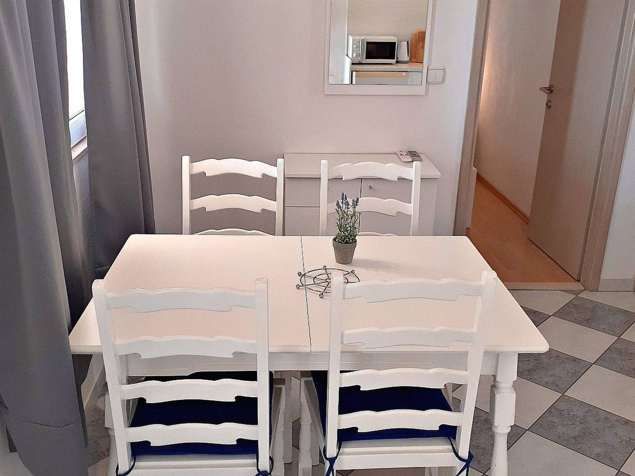 Hel leilighet, Mit Blick auf das Wasser in Baska Voda, Makarska Riviera