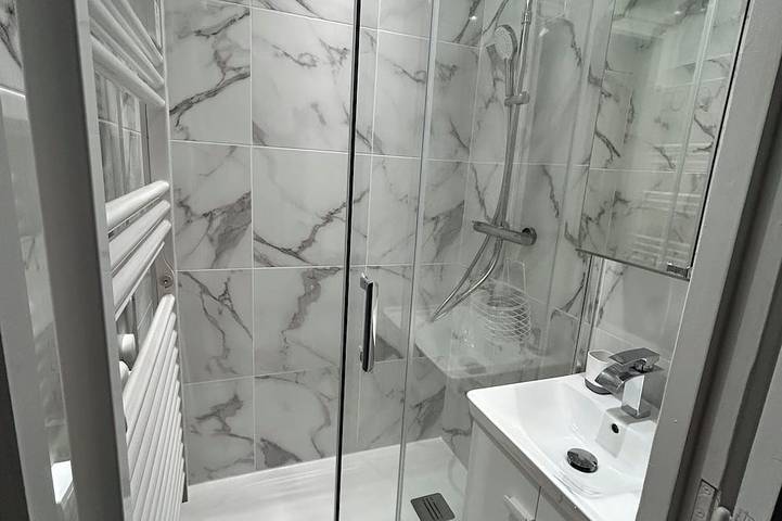 Apartamento entero, In the heart of Hardelot, 2 minutes' walk from the beach. Renovated 5-person apartment in Hardelot Plage, Neufchâtel-Hardelot