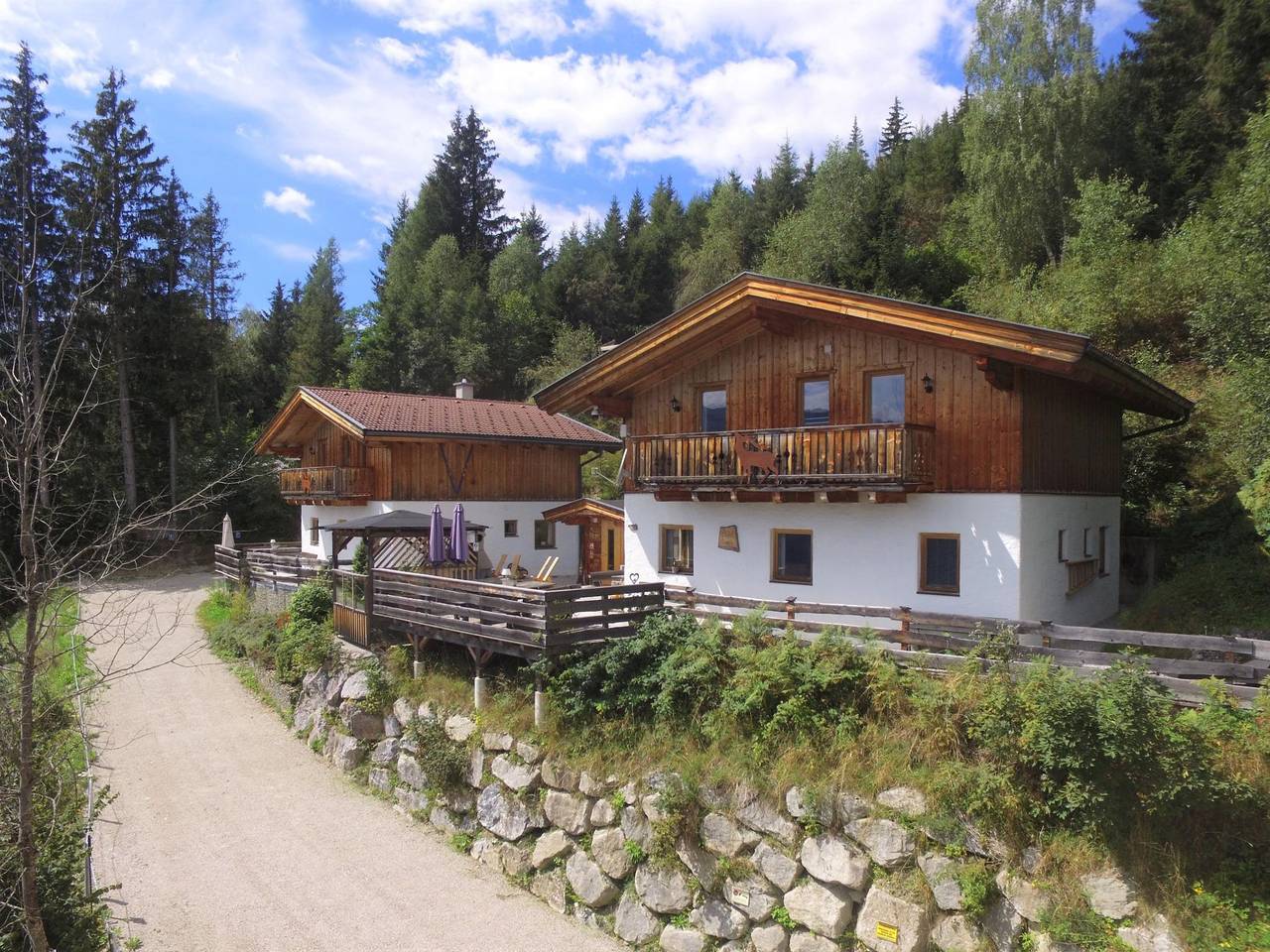 2 Chalets met sauna en een fantastisch bergpanorama in Piesendorf, Pinzgau