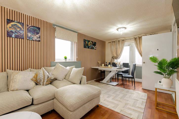 Holiday letting for 2 people, with terrace and garden, with pets in Preston