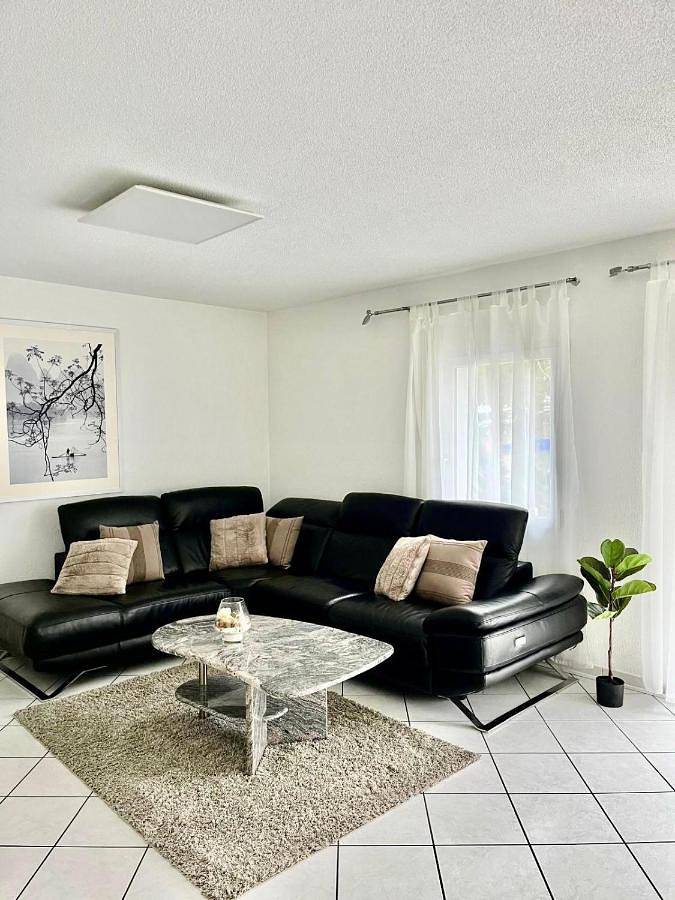 Apartamento de vacaciones para 10 personas, con jardín y vistas - 1