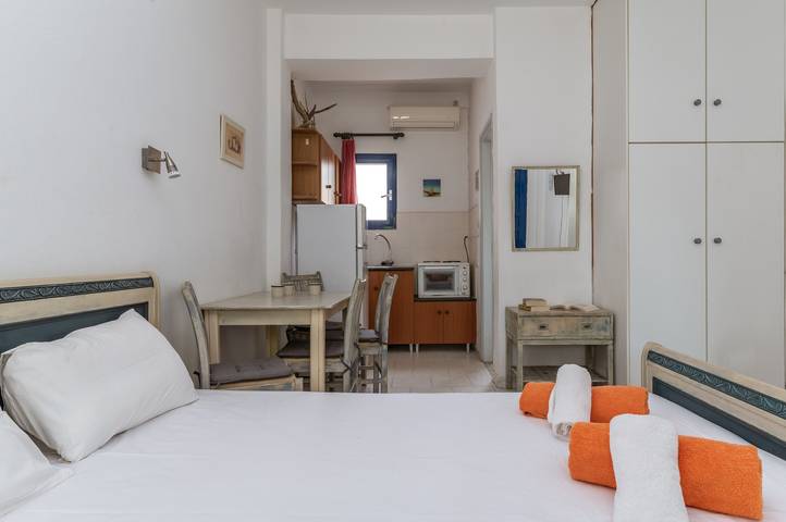 Ferienhaus '9 Perasma Kypri Beach' mit Privatterrasse, Wlan und Klimaanlage in Andros