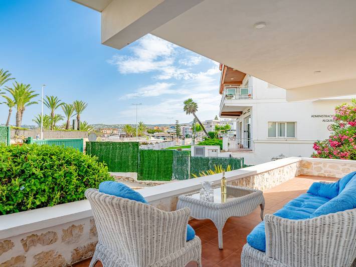 Vakantieappartement voor 9 personen, met balkon en tuin in Jávea