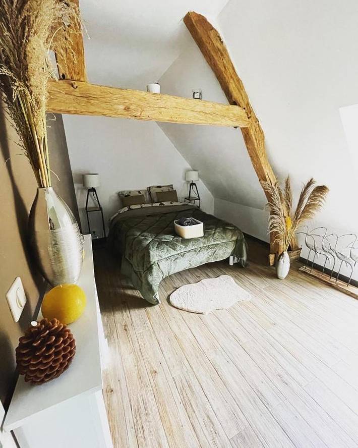 Chambre d’hôte pour 6 personnes, avec vue et jardin à Courmemin