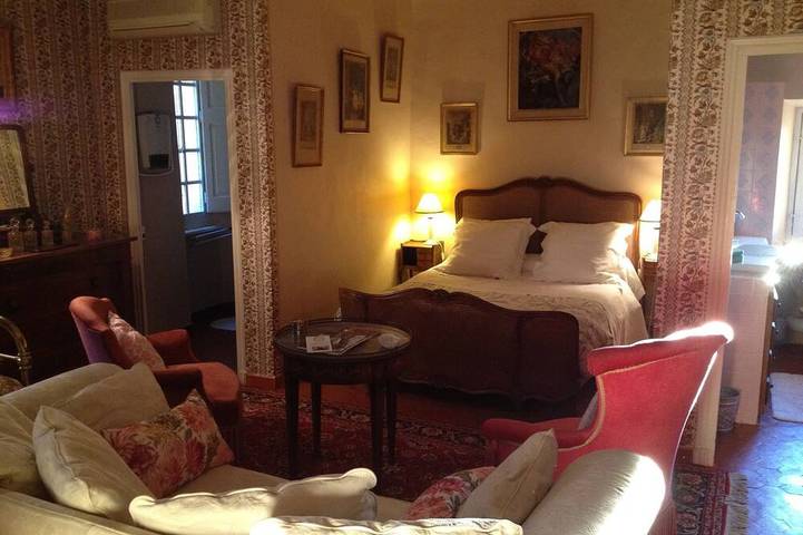 Chambre d’hôte pour 4 personnes, avec piscine et jardin - 1