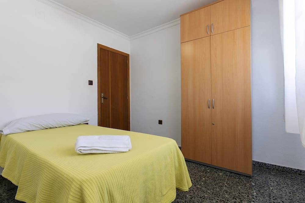 Entire apartment, House Cervantes Salobrena in Salobreña, Costa Tropical