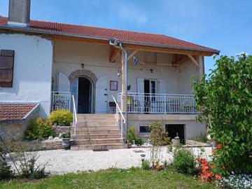 Gîte pour 5 personnes, avec terrasse et jardin dans Haute-Saône