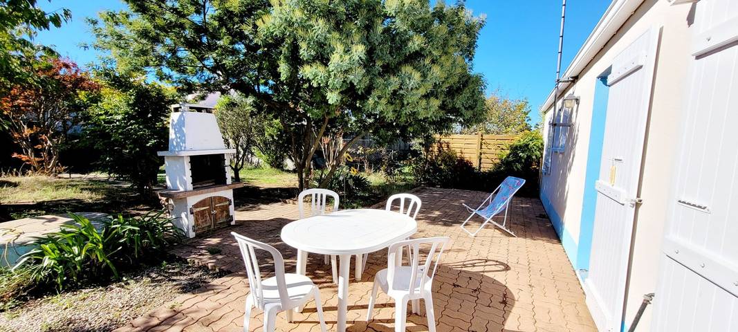 Gîte pour 6 personnes, avec jardin