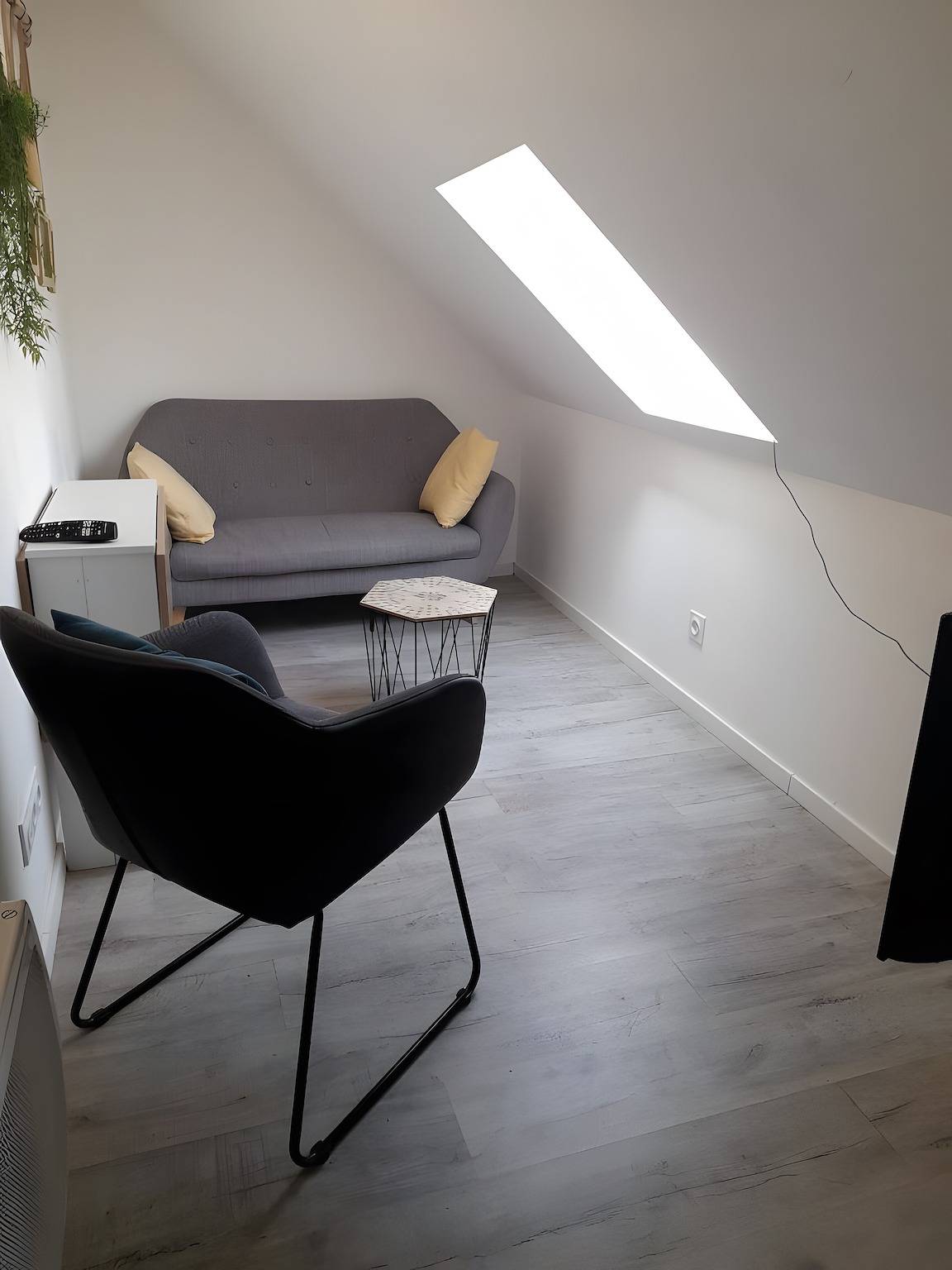 Appartement entier, Maison de vacances « Appartement Bohème Centre Joigny 4 » avec Wi-Fi in Joigny, Région d'Auxerre