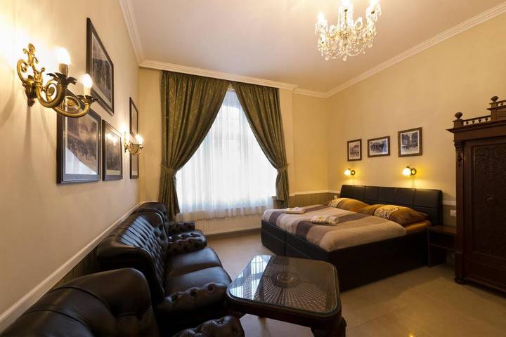 Ferienwohnung für 5 Personen, mit Ausblick und Sauna in Karlsbad - 2