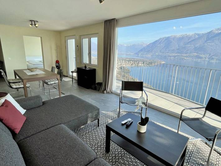 Ferienhaus für 4 Personen, mit Terrasse und Seeblick - 1