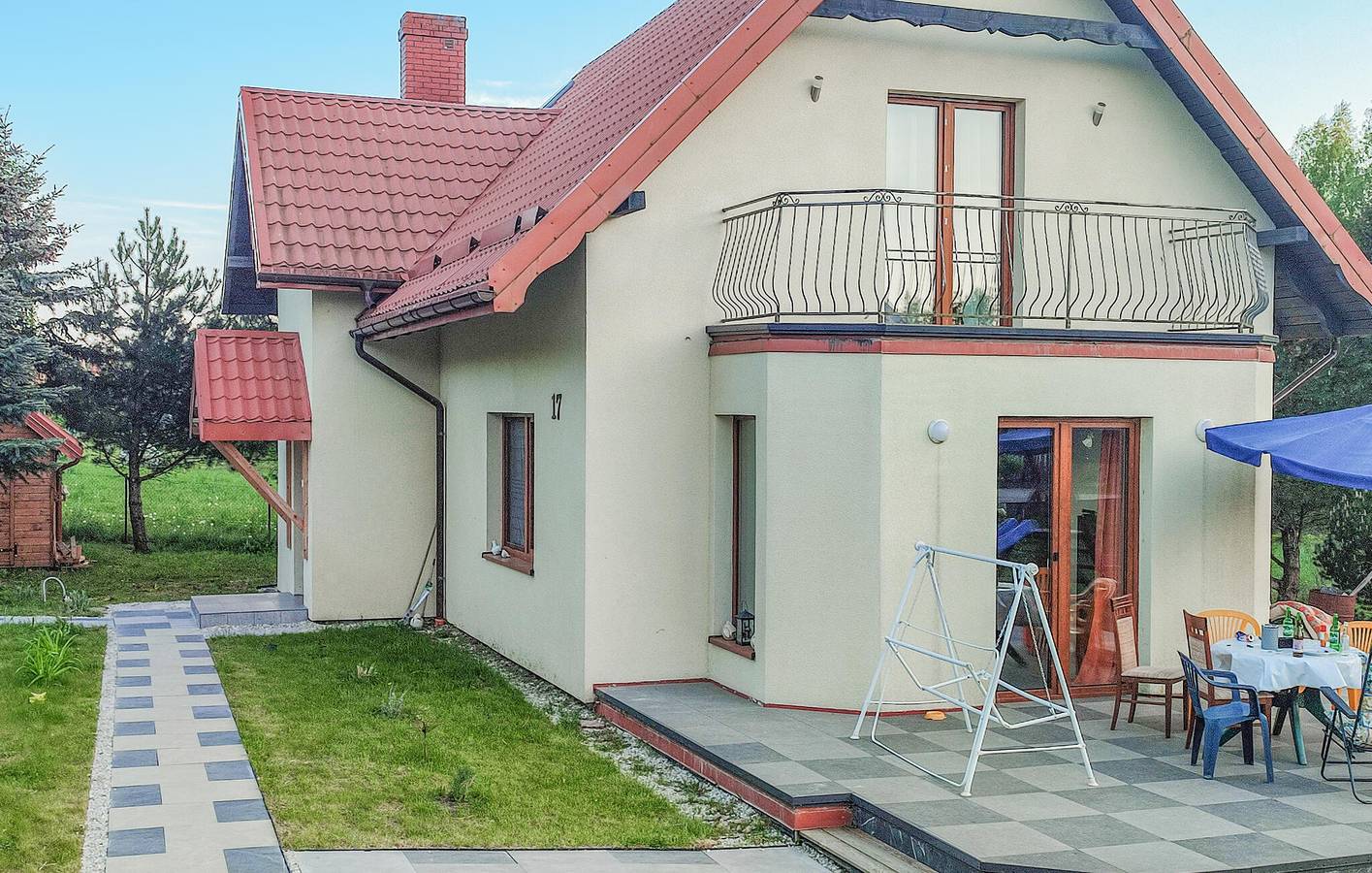 Ferienhaus für 13 Personen mit Terrasse in Seenplatte von Ilawa