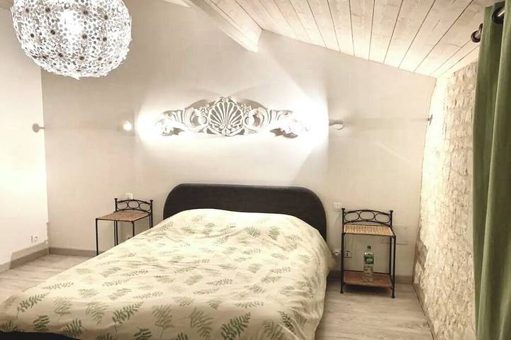 Location de vacances pour 12 personnes, avec jardin à Mouterre-Silly