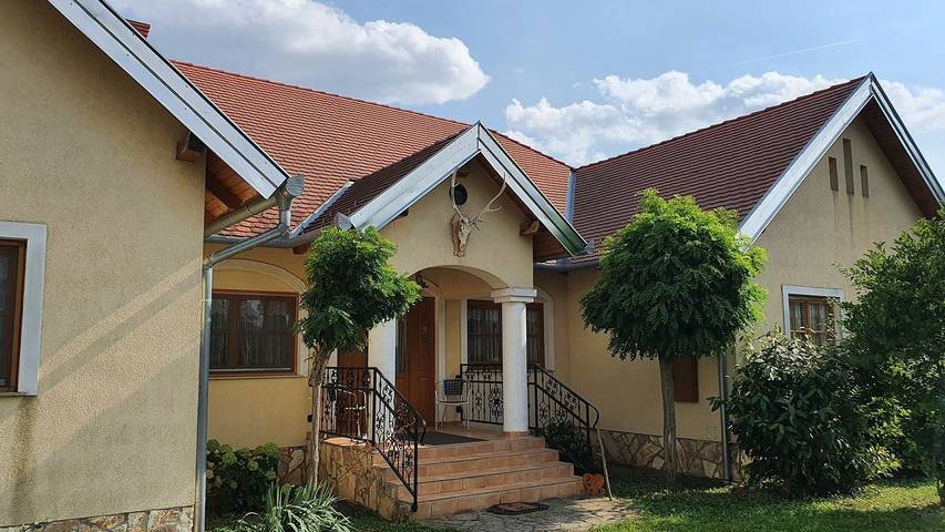 Ferienhaus für 6 Personen, mit Sauna und Garten sowie Terrasse in Westtransdanubien - 2