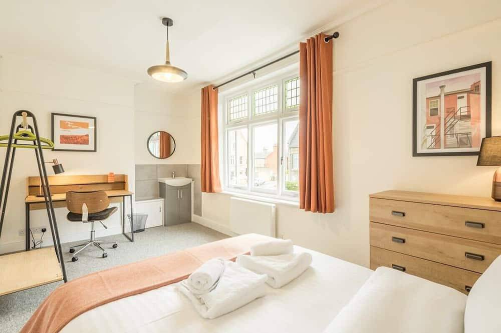 Apartment for 7 People in Cambridge, Cambridgeshire
